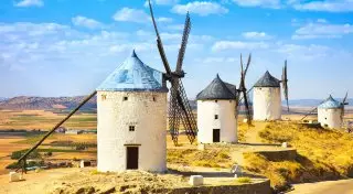 Дон Кихот-тур. Как побывать в местах "легендарных" сражений с ветряными мельницами