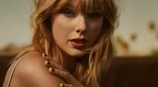 Концерты Тейлор Свифт в 2020 году. Как сделать селфи с женщиной десятилетия