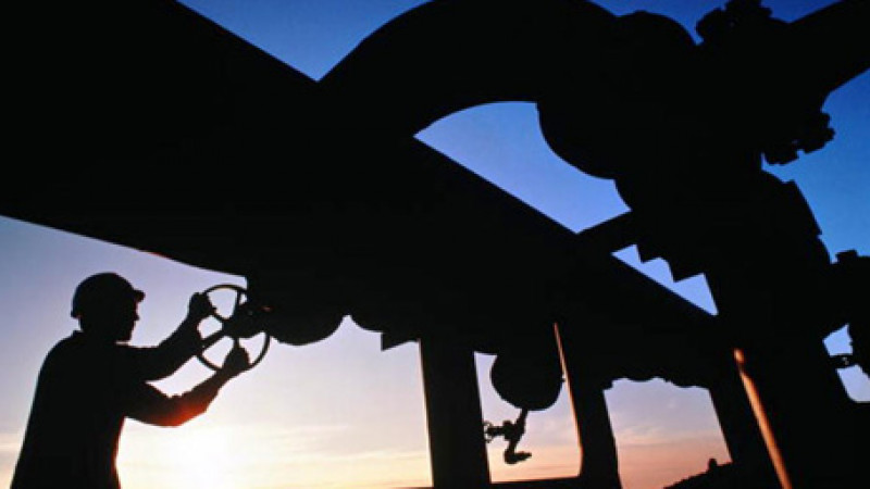   В Западном Казахстане под землю проваливается поселок