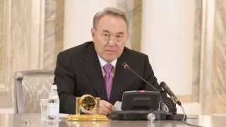 Собравший 717 340 подписей Назарбаев получил удостоверение кандидата в президенты РК