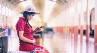 Женщинам с детьми и инвалидам выделили отдельный коридор в аэропорту Алматы