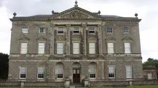 Винтерфелл, особняк Бэтмена и Хогвартс. 10 британских замков, которые стоит посетить киноманам