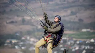 Самый безопасный способ покорить небо. Где полетать на параплане в Казахстане
