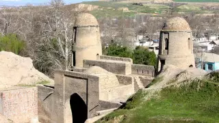 Стоянка Александра Македонского и "спящий дракон". 10 лучших мест Таджикистана