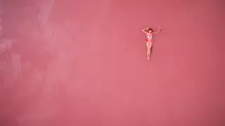 "Зловонная грязь" и казахстанское чудо. Самые красивые розовые озера мира