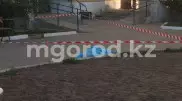 Тело мужчины обнаружили во дворе многоэтажки в Уральске