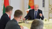 Лукашенко обратился к протестующим: "Вас используют как пушечное мясо!"
