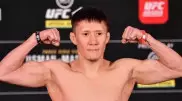 Жалгас Жумагулов устроил перепалку с претендентом на титул UFC