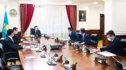 Мамин обсудил с главой ЕАБР реализацию инвестпроектов в Казахстане