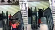 Дети упали с эскалатора в московском торговом центре