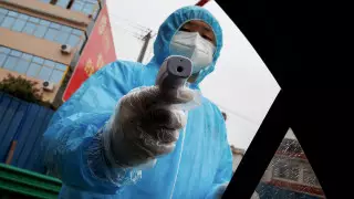 Коронавирус смартфонда, жиһазда, адам денесінде қанша уақытқа дейін өмір сүре алады?
