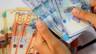 Погасить кредиты требовали мошенники, представляясь судисполнителями