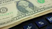 Курс доллара снова снизился