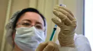 Россиян начали массово вакцинировать от коронавируса