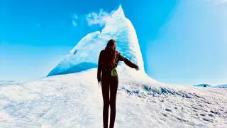 "Ледяной вулкан". В Кегене нашли новое место для красивых фотографий