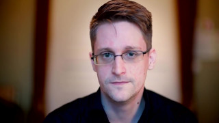 Кадр из видео twitter.com/Snowden