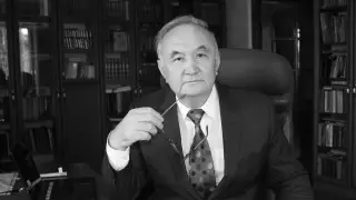 Көрнекті ақын Есенғали Раушанов өмірден өтті