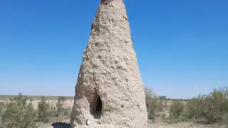 Что такое мунара: необычное сооружение в степи, удивляющее туристов