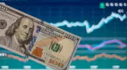 Курс доллара немного снизился