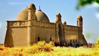 Арыстан-баб - мавзолей, где живут предания