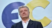 Порошенко продал свои телеканалы из-за закона "об олигархах" в Украине