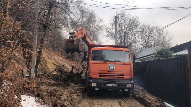 Фото предоставлены пресс-службой ДЧС Алматы