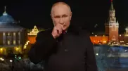 Зрители заметили странные детали в новогоднем обращении Путина
