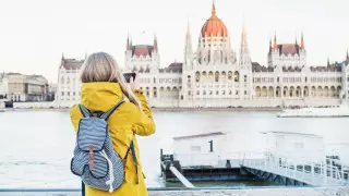 Вакцинные паспорта казахстанцев могут не подойти для поездки в Венгрию