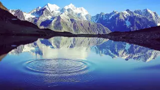 Место силы. Чем уникально озеро Равновесия на казахстанском Алтае