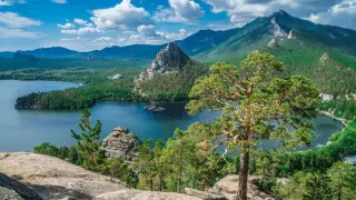 В нацпарке "Бурабай" ответили на критику о мусоре