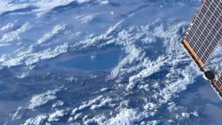 "Невероятное зрелище". Как выглядит Иссык-Куль из космоса