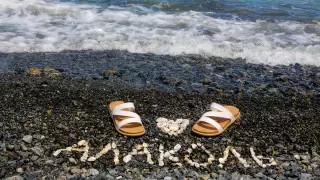 Туристы недовольны поздним запуском авиарейсов до Алаколя