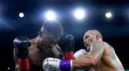 Усик победил Джошуа в матче-реванше