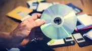 Японские власти объявили войну дискетам и компакт-дискам