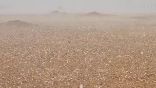 Град обрушился на ОАЭ в 40-градусную жару