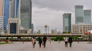 Откладывают дела, ходят в пижамах и всегда готовы помочь: Астана глазами туриста