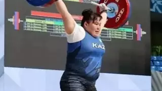 Казахстанка взяла золото на чемпионате Азии по тяжелой атлетике