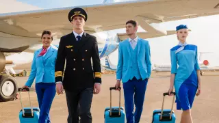 Новую форму бортпроводников презентовал SCAT