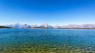 NASA показало миру удивительный снимок цветных озер Казахстана