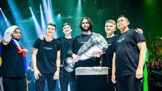 Казахстанский киберспортсмен выиграл 500 тысяч долларов в составе Outsiders