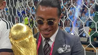 "Раздражает меня". Американский блогер "наехал" на турецкого повара за инцидент с Месси