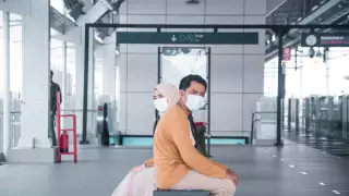 Популярная у казахстанских туристов страна возвращает требования о вакцинации