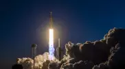 Ракета SpaceX стартовала на орбиту со спутником связи Космических сил США