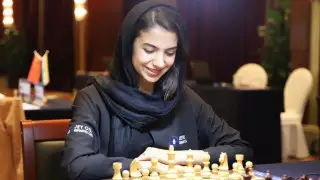 Иранская шахматистка впервые объяснила, почему решила снять платок в Казахстане