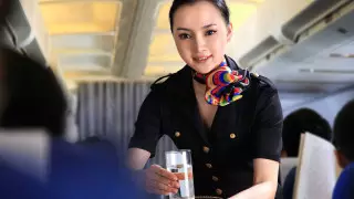 "Так раздражал меня". Как стюардессам скрыться от назойливых пассажиров