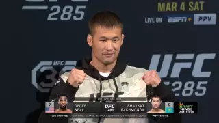Казахский язык впервые прозвучал перед номерным турниром UFC