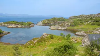 Предложение для казахстанцев? Открыта вакансия мечты на райском острове