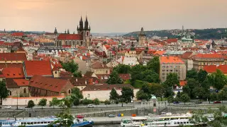 Токаев: Рассчитываем на прямое авиасообщение между Астаной и Прагой