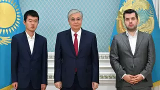 Что подарили Токаеву знаменитые шахматисты в Акорде