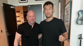 Шавкат Рахмонов помог казахстанцу подписать контракт с UFC